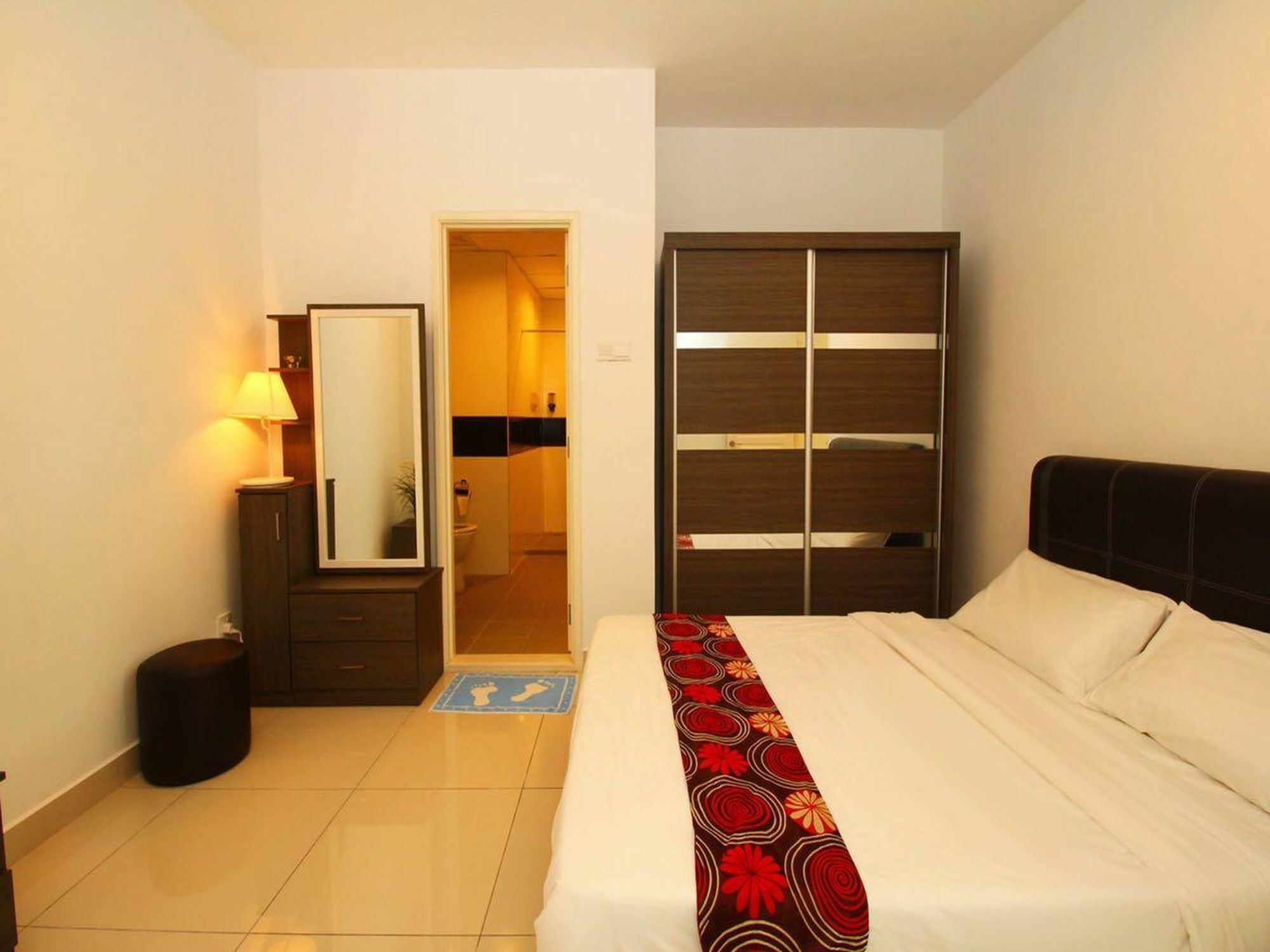 Mansion One Service Apartment George Town Exterior photo