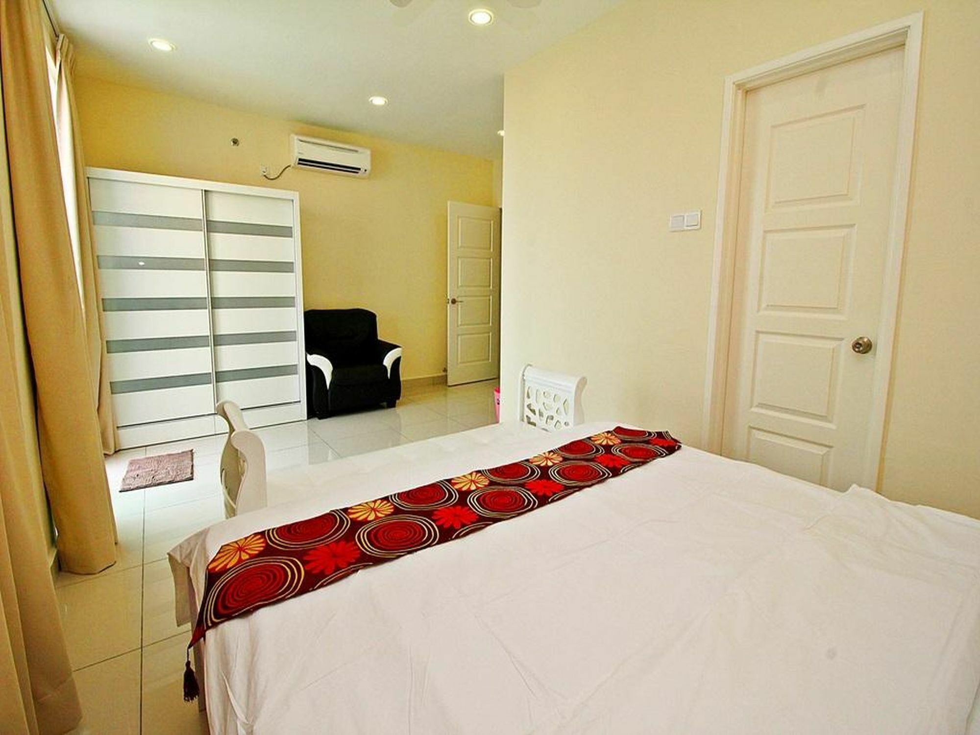 Mansion One Service Apartment George Town Exterior photo