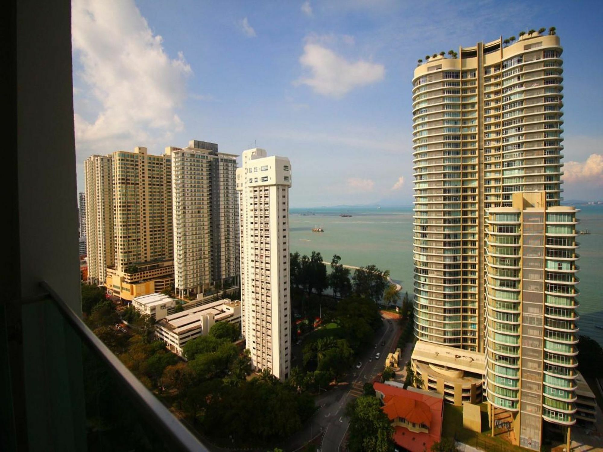 Mansion One Service Apartment George Town Exterior photo